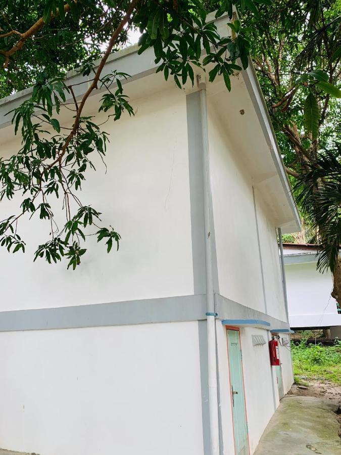 Studio di 80 m² in con 1 bagno privato in zona Spiaggia Coconut Beach Derm Tkov Village Esterno foto