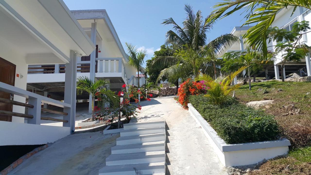 Studio di 80 m² in con 1 bagno privato in zona Spiaggia Coconut Beach Derm Tkov Village Esterno foto